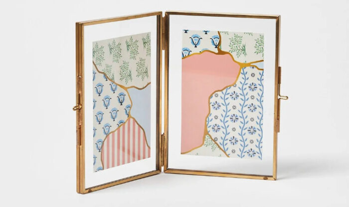 Screenshot 2021-09-30 at 10.06.13.png Oliver Bonas gold frame - gifts for university students