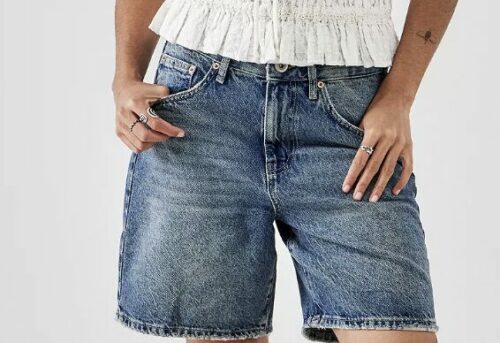 urban outfitters jorts - how to dress brat girl summer