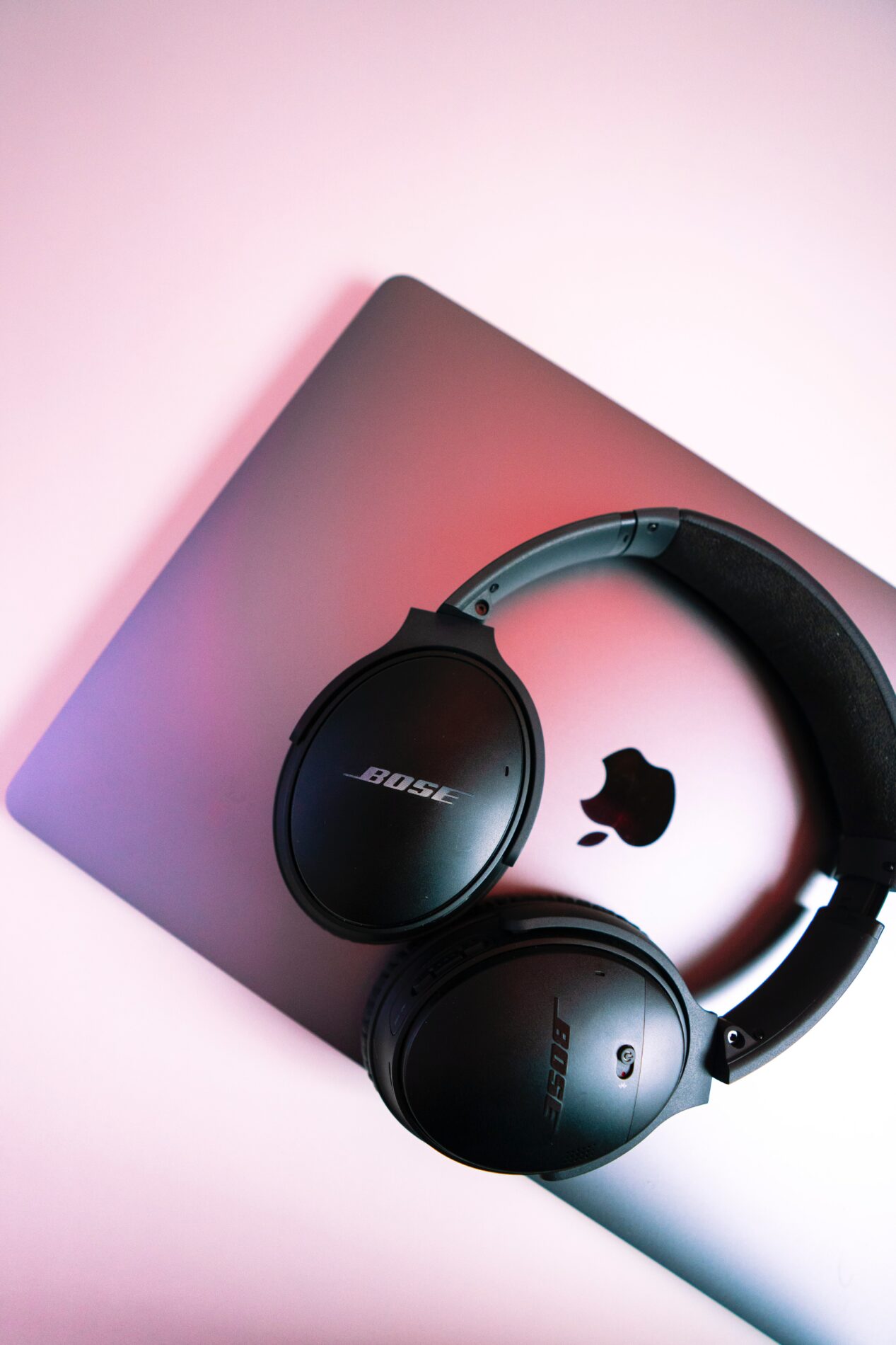 10 Best iPhone Headphones