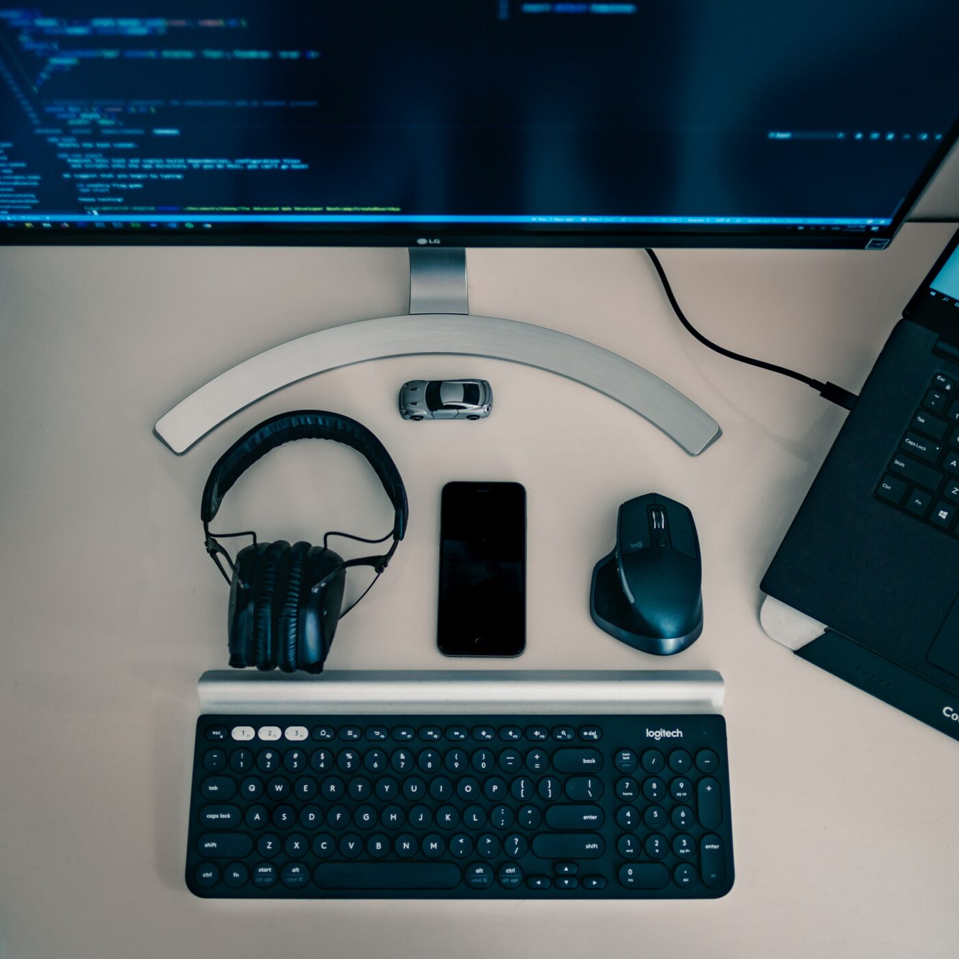 10 Best Laptop Accessories & Backpacks 2023