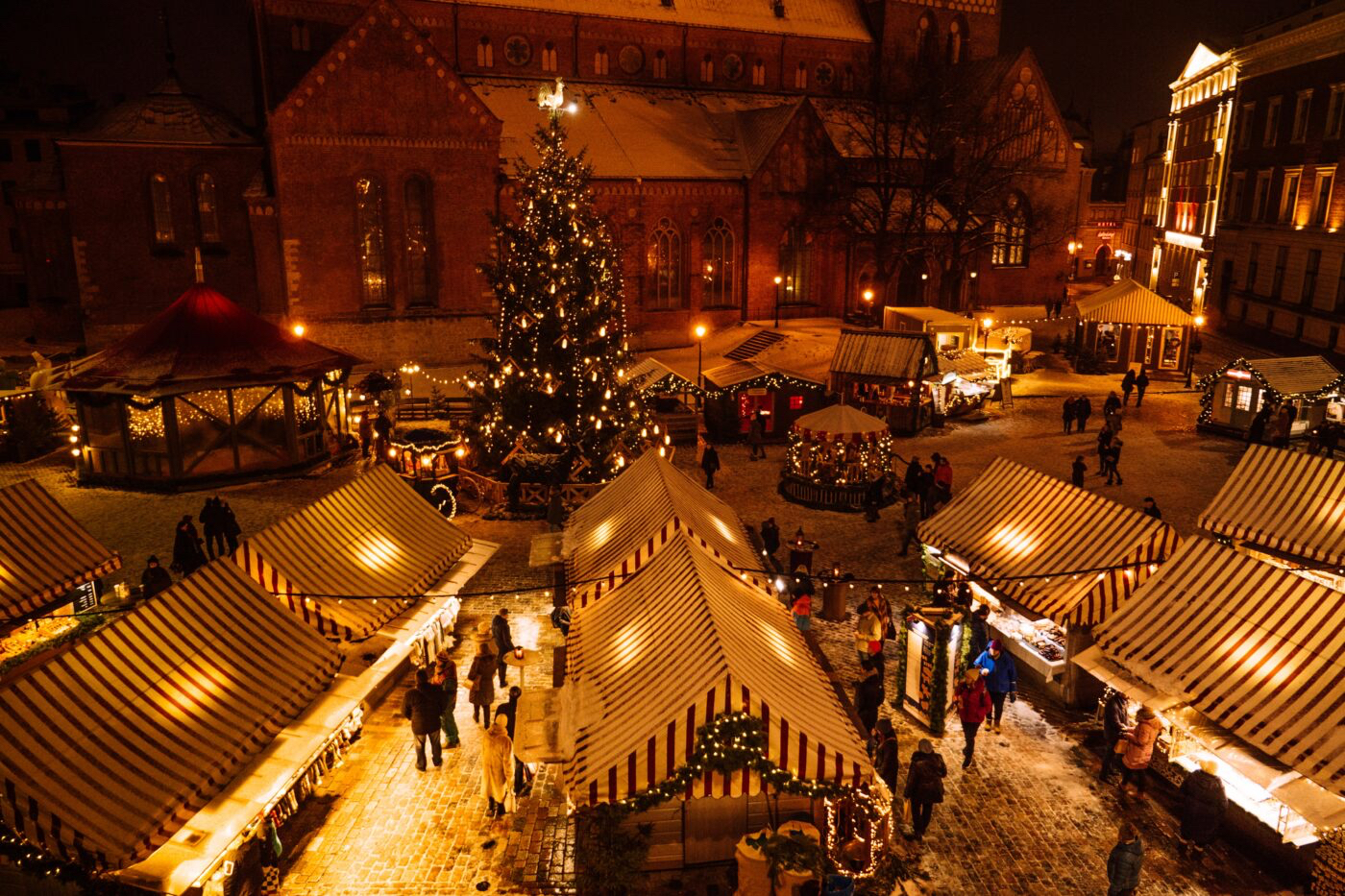 18 Best UK Christmas Markets To Explore In 2025