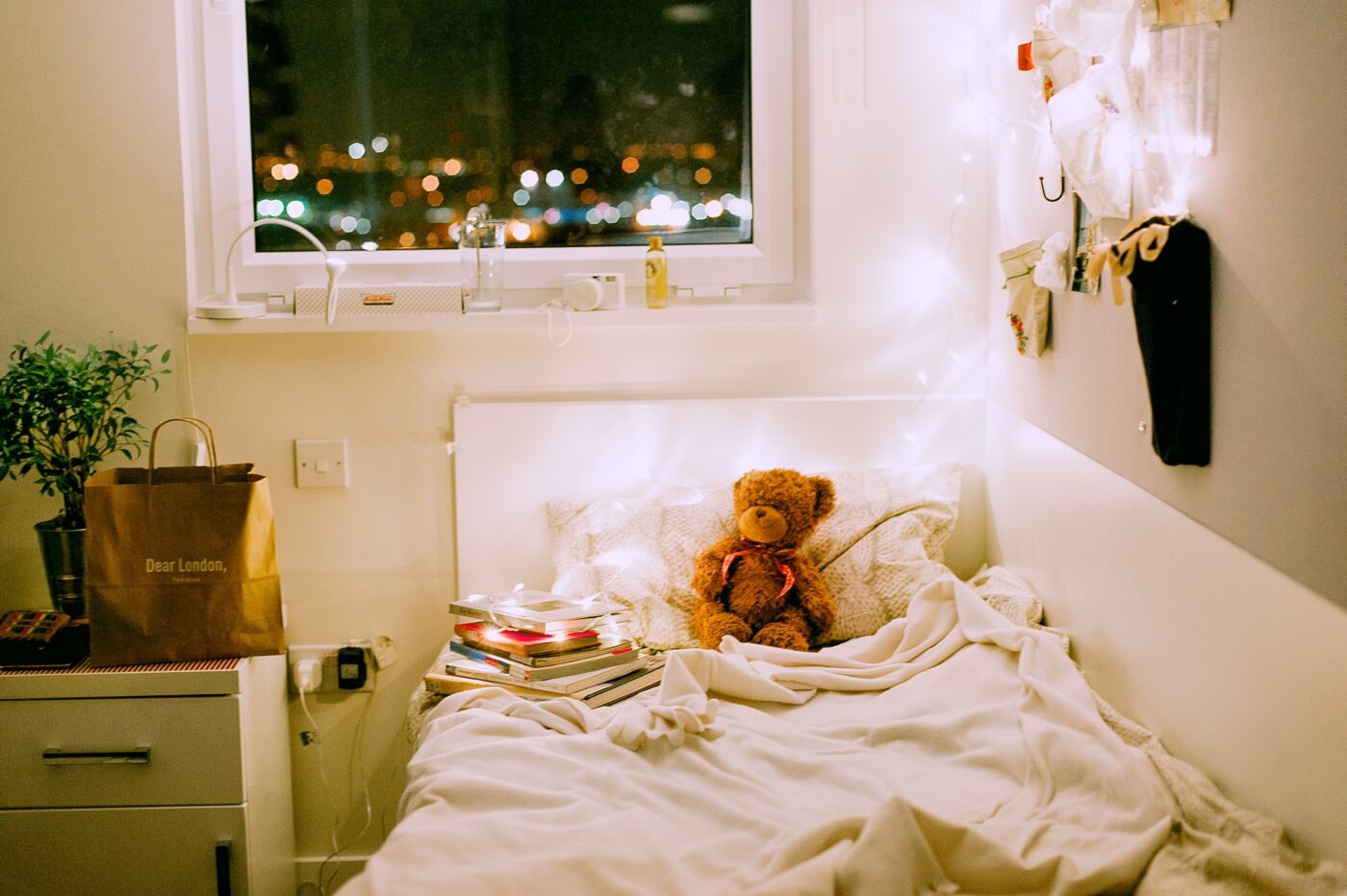 9 Things To Get For Your Dorm This Black Friday