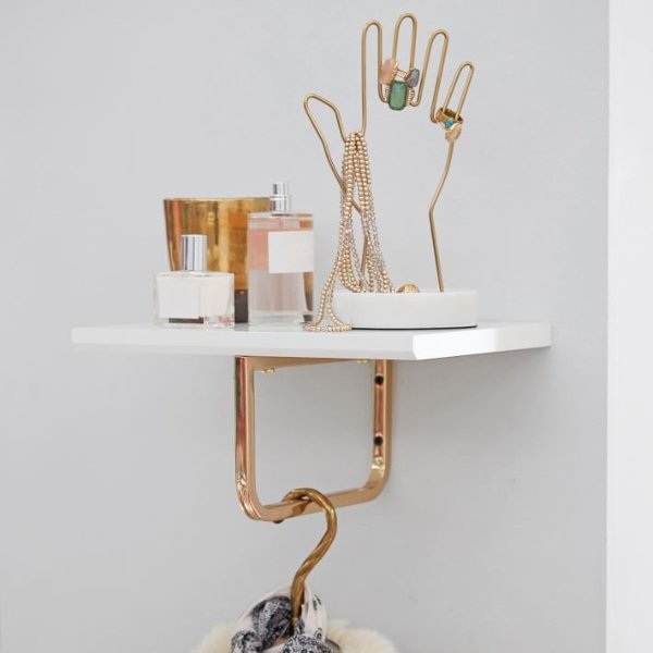 hand jewellery storage