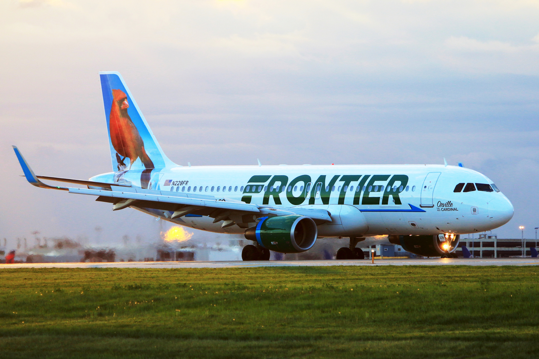 Fly High this Summer With Frontier Airlines' Unlimited Flight Subscription Pass