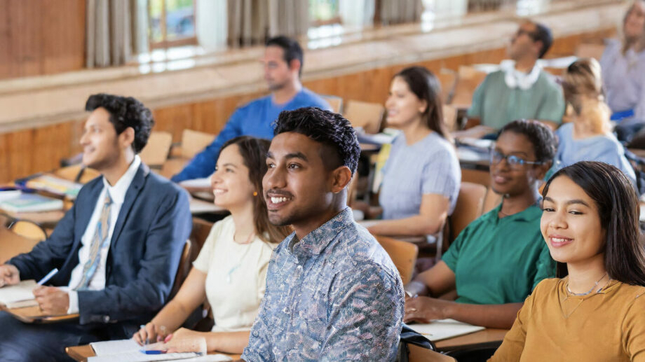 Here Are The 10 UK Unis With The Most Overcrowded Lectures