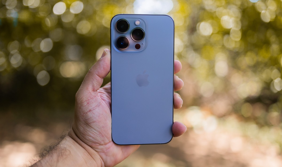 Here's How to Get $500 Off the New iPhone 13