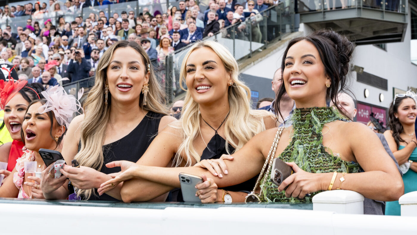 Here's Why You Should Add Ladies Day At The Races To Your Uni Bucket List