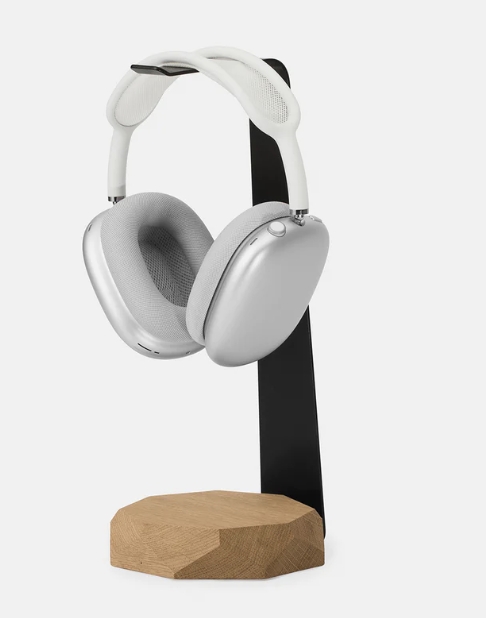 sustainable gifts for him headphones stand from oakywood