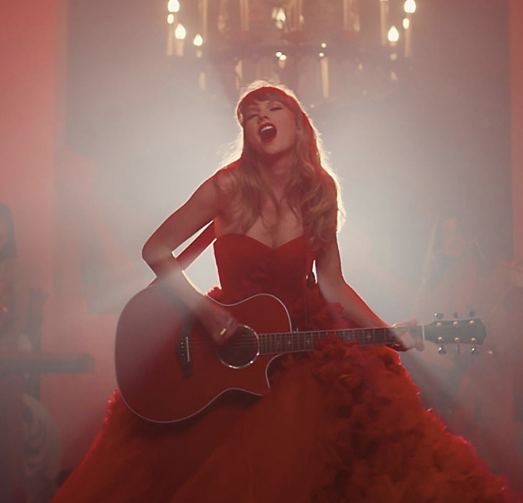 Step into Taylor Swift's World This Summer At Her New Museum Exhibit