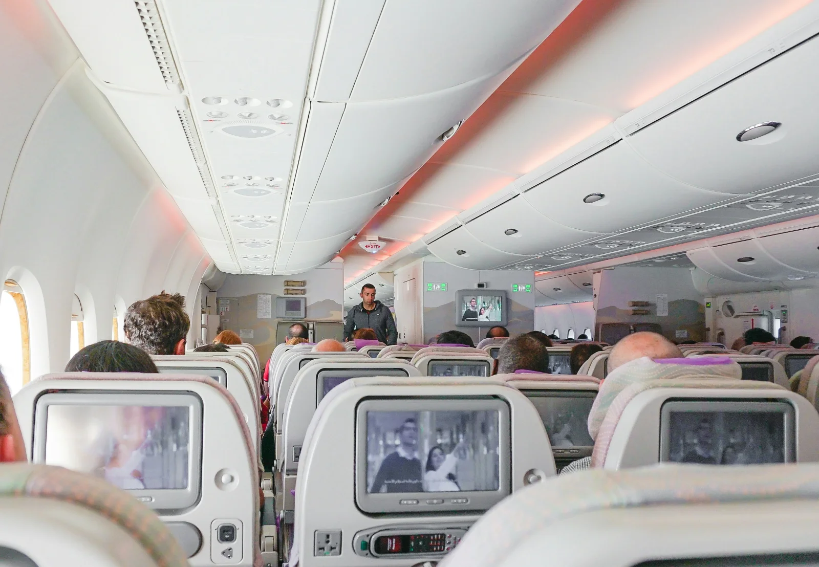 The Best Student Discounts for Flights
